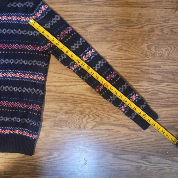 Fair Isle Style Knit Sweater from American Eagle - Picture 8 of 8
